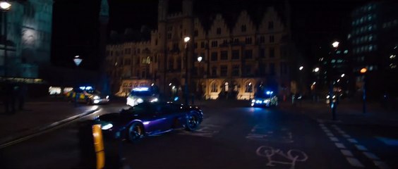 映画『ワイルド・スピード／ジェットブレイク』76歳ヘレン・ミレンがついに運転！本編映像