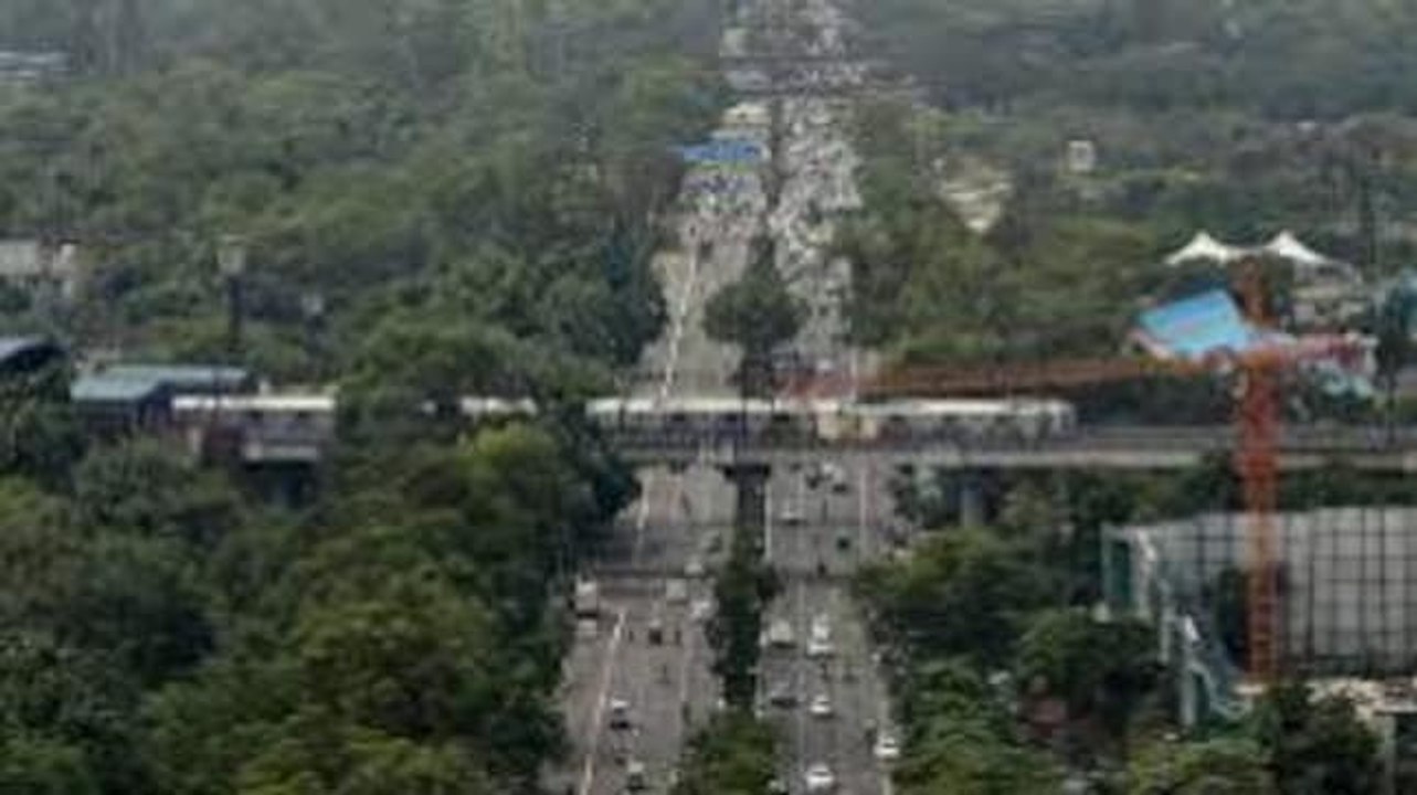 Delhi govt relaxes Covid-19 curbs; metro, DTC b...