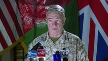 EUA continuarão bombardeios no Afeganistão