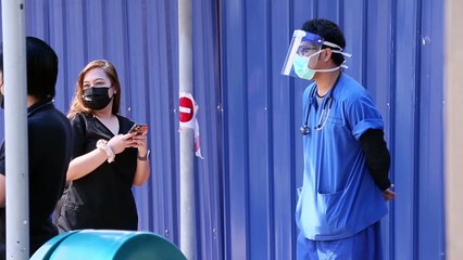 HKL contract doctors demand equality in protest