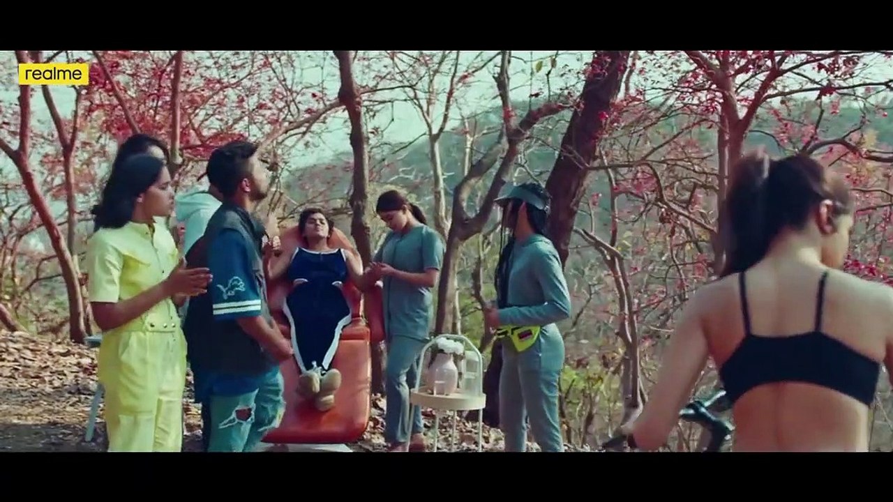 Shraddha Kapoor Realme Watch Ad | Bold Face