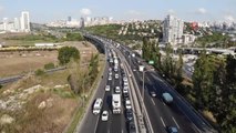 Bayram tatili sonrası ilk mesai gününde TEM'de trafik yoğunluğu