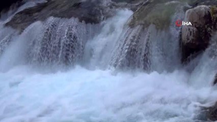 Doğa harikası Bahçesaray'a ziyaretçi akını