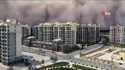 - Çin’i kum fırtınası vurdu