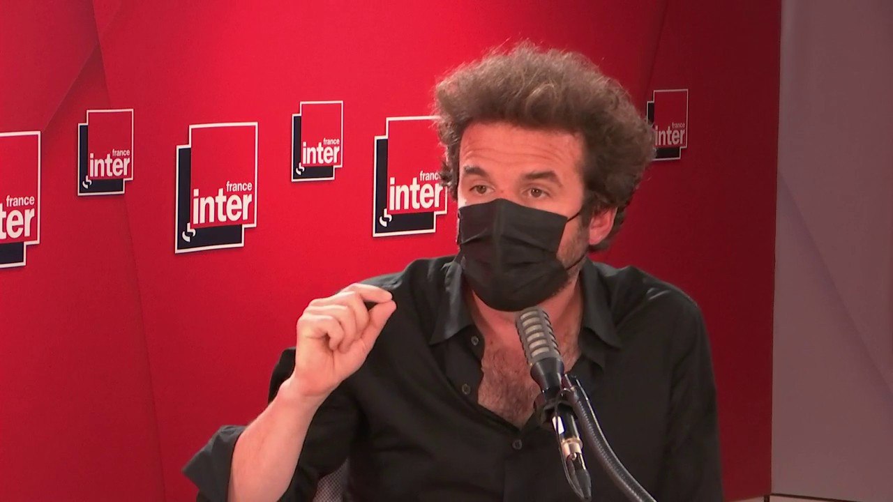 Aujourd'hui des milliards sont encore investis par les plus grandes banques dans l'énergie fossile; tant qu'on a ça, chacun peut prendre son vélo, ça ne changera pas le problème" (Cyril Dion)