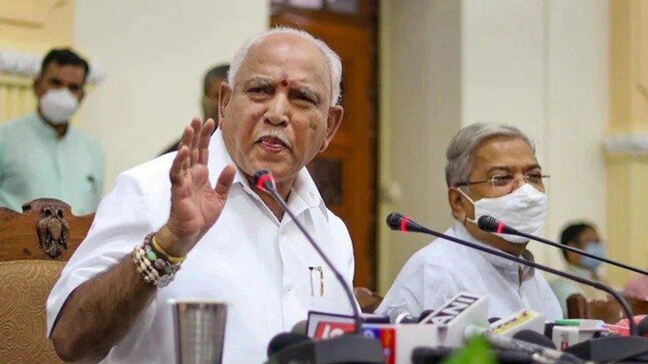 Yediyurappa breaks down, announces his resignation as Karnataka CM