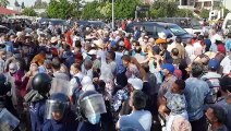 أنصار الغنوشي يتظاهرون أمام البرلمان التونسي