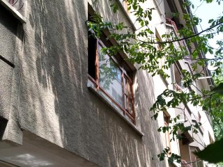 Kanser hastası eşini kravatla boğduktan sonra intihar etti