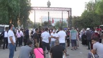 Tunus emniyet güçleri Meclis önünde toplanan darbe karşıtları ve destekçilerine müdahalede bulundu (2)