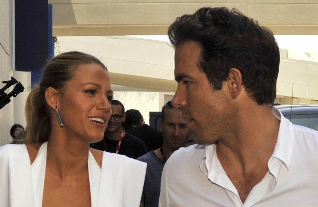 Ryan Reynolds révèle comment il a séduit Blake Lively : "Je l'ai tout simplement suppliée de coucher avec moi"