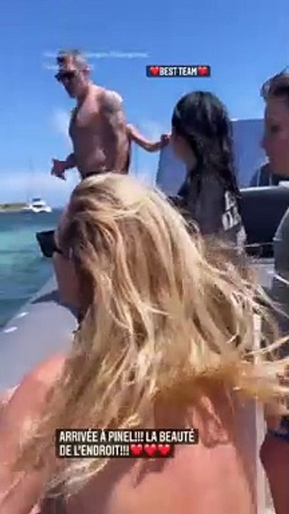 Laeticia Hallyday et Jalil Lespert en vacances à Saint Barthélemy. Instagram. Le 26 juillet 2021.