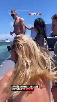Laeticia Hallyday et Jalil Lespert en vacances à Saint Barthélemy. Instagram. Le 26 juillet 2021.