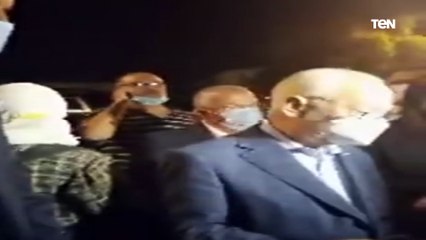 لحظة منع دخول رئيس مجلس النواب التونسي راشد الغنوشي لمبنى البرلمان