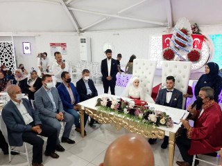 Afrin'de iki bacağını kaybeden gazi dünyaevine girdi