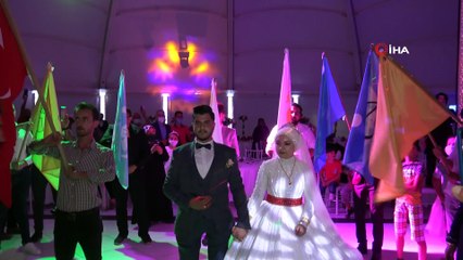 Afrin’de iki bacağını kaybeden gazi dünyaevine girdi