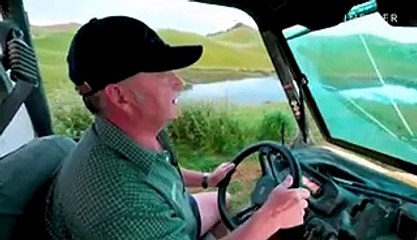How farmers in New Zealand shear 25,000 sheep in 10 days