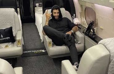 Gusttavo Lima mostra jatinho personalizado de R$180 milhões