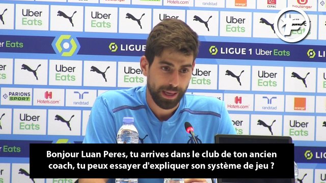 Présentation de Luan Peres au Stade Vélodrome (OM)