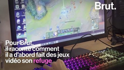 Rencontre avec l'un des plus grands espoirs du jeu League of Legends, atteint de la maladie des os de verre
