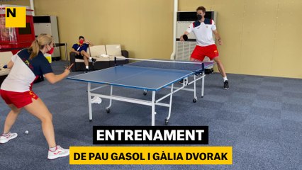 Entrenament de Pau Gasol i Gàlia Dvorak