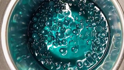 Pearl wax kit is a mess-free hair-removal method