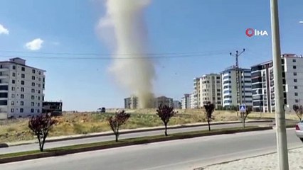 Elazığ’da meydana gelen ’hortum’ kamerada