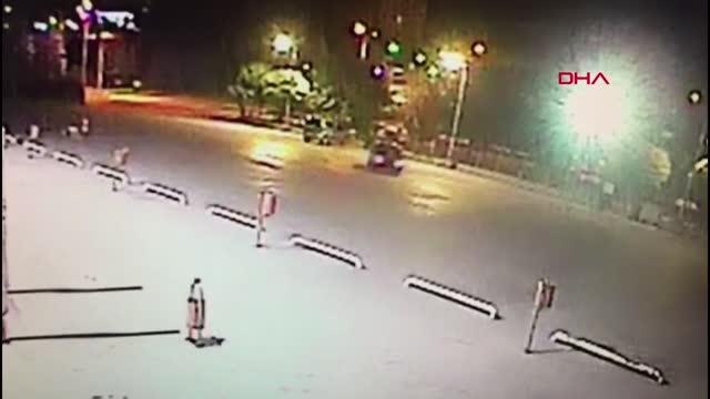 OTOGARDA OTOMOBİLİYLE DRİFT YAPAN SÜRÜCÜYE 11 BİN 812 TL CEZA