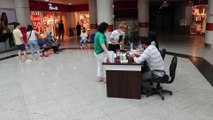 KARABÜK - Alışveriş merkezinde randevusuz aşı hizmeti sunuldu