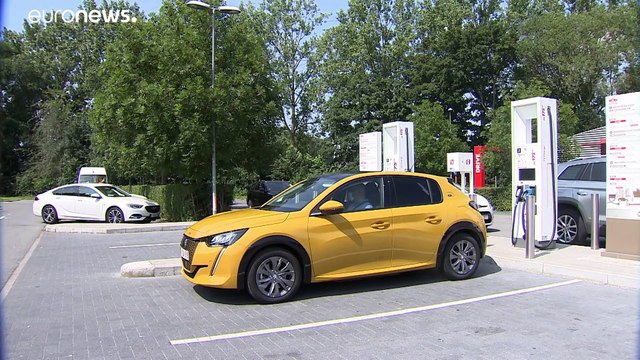 ΕΕ: ολοταχώς προς τα ηλεκτρικά αυτοκίνητα