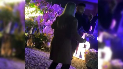 Bailando salsa, así le celebró Maluma el cumpleaños a su mamá