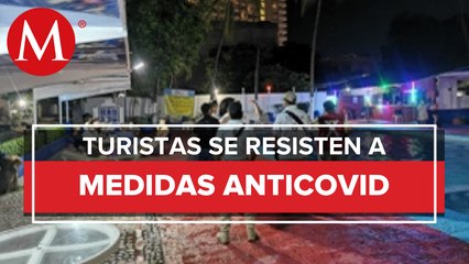 Desalojan a turistas de playas en Acapulco para evitar contagios de covid-19