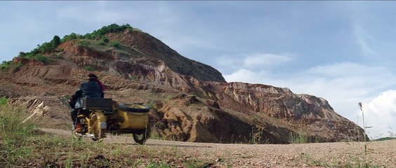 THE MILLIONAIRES’ EXPRESS Movie Clip - Motorbike and Sidecar Chase