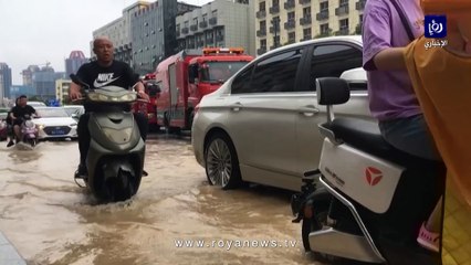 جدار رملي عملاق يبتلع مدينة في الصين