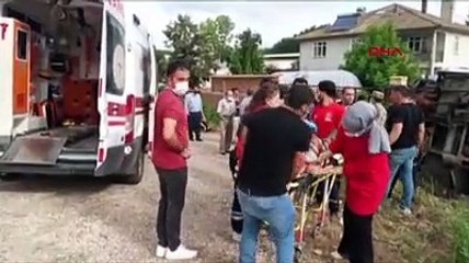 Kaza yapan yolcu otobüsü devrildi: 21 yaralı