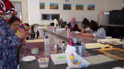 Şanlıurfalı kadınlar boş zamanlarını kurslarda değerlendiriyor