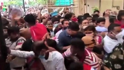Nonstop 100: Stampede witnessed at Mahakaleshwar Temple