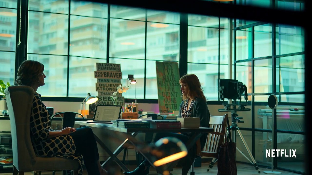 Valeria Temporada 2 . Tráiler oficial  de la serie de Netflix