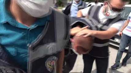 Barda 2 kişiyi öldüren bodyguard, polis yeleği ile adliyeye sevk edildi