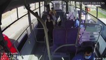 Siirt'te otobüste bayılan yolcuyu şoför hastaneye yetiştirdi