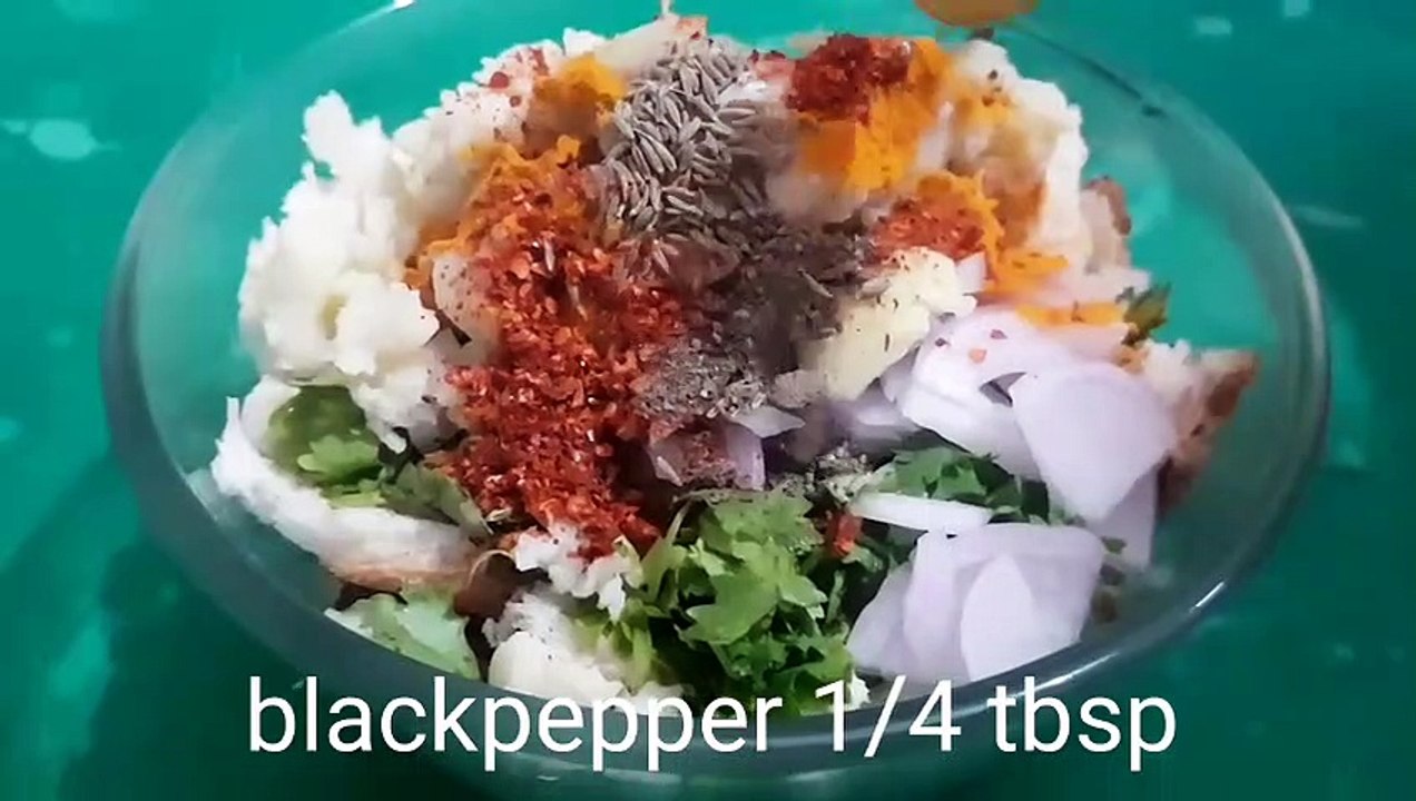 leftover Bread Potato Tikki I ब्रेड आलू की यूनिक स्नैक्स रेसिपी I Bread Aloo ka Nasta #Anupama Tikkiby Safina Kitchen