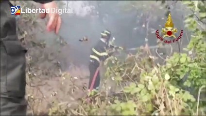 Italia tiene que pedir ayuda a la UE para sofocar un gran incendio arrasa con Cerdeña