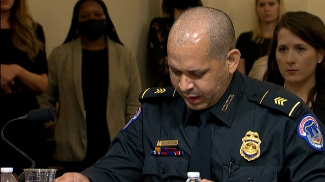 « Nous avons dû subir une bataille moyenâgeuse » : un policier témoigne sur l'attaque du Capitole