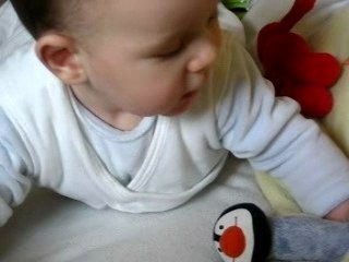 Arthur fait des trucs bizarres avec sa bouche