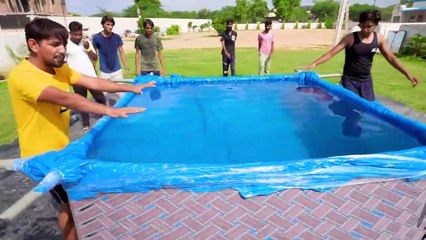 Swimming Pool Using Desi Jugad - चारपाई से बना दिया स्विमिंग पूल _