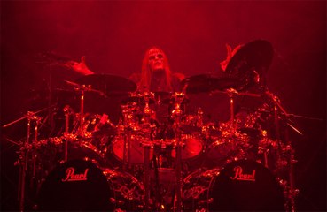 Former Slipknot drummer Joey Jordison has died