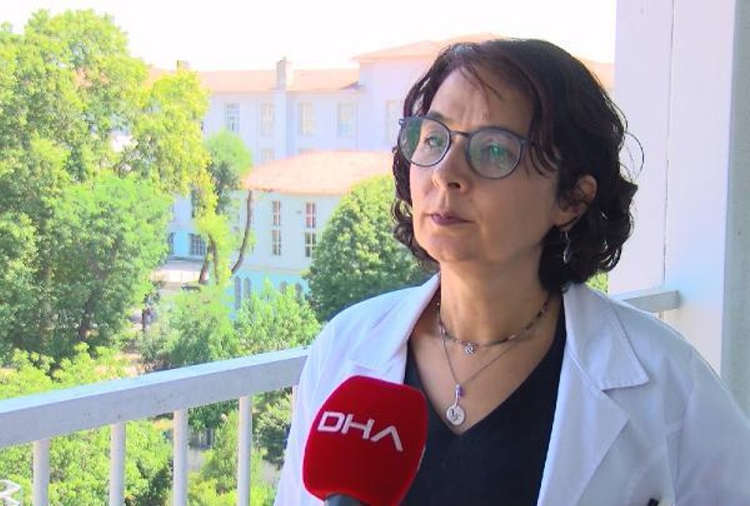 BİLİM KURULU ÜYESİ PROF. DR. YAVUZ YA AŞI KARTI YA DA NEGATİF PCR TEST SONUCU GÖSTERMEK ZORUNLU OLMALI