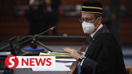 Скачать видео: MPs not immune from Covid-19 SOP while in Parliament, says Dewan Rakyat Speaker