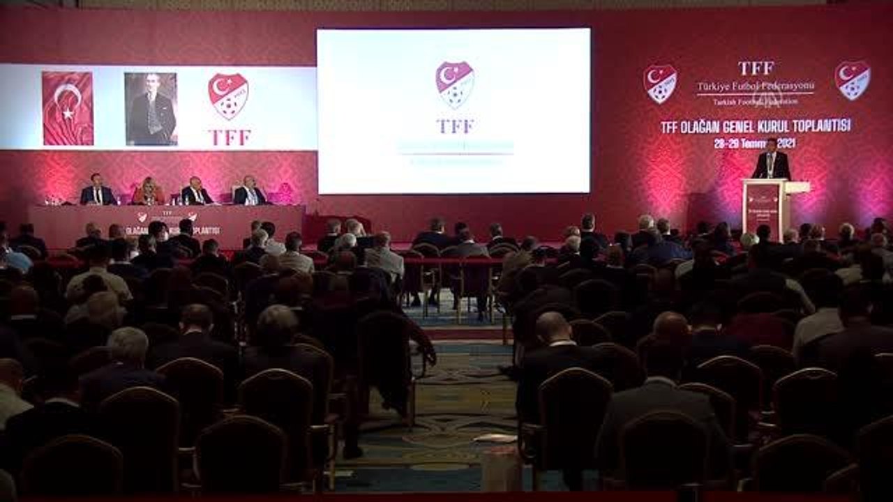 Fenerbahçe Kulübü Başkanı Ali Koç: "(Nihat Özdemir'e) Yayıncı kuruluşla bir sorun var mı, yok mu?"