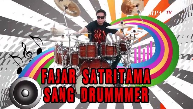 Fajar Satritama, Sosok Drummer God Bless yang Profesional