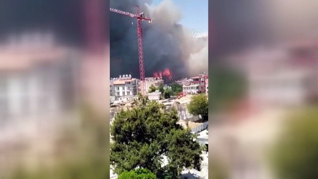 ANTALYA - Manavgat'taki orman yangını yerleşim yerlerini tehdit ediyor (3)